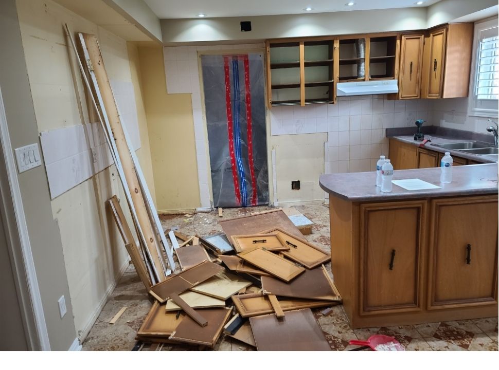 Kitchen renovation before Toronto GTA - Dirich Home Reno Inc